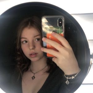 Meet your Posher, Alysha